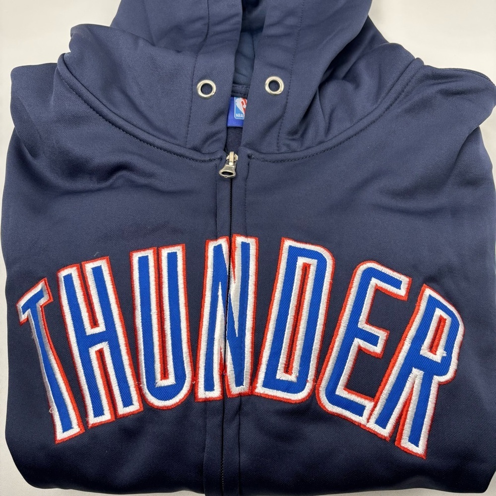 NWT Unisex Majestic Basketball Sports Thunder Oklahoma City Hoodie Youth Sm